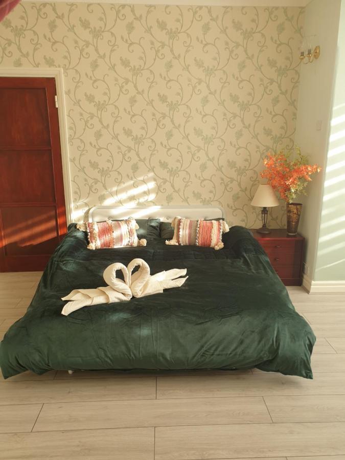 Beautiful Double En-Suite Room, Separate Entrance, Ilford, Central Line Gants Hill, Free Parking Εξωτερικό φωτογραφία